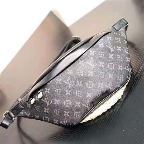 louis vuitton discovery bumbag monogram|louis vuitton bumbag price.